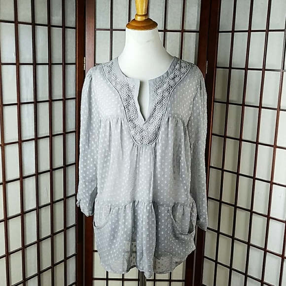 Daniel Rainn Tops - DANIEL RAINN Jacquard Polkadot Blouse